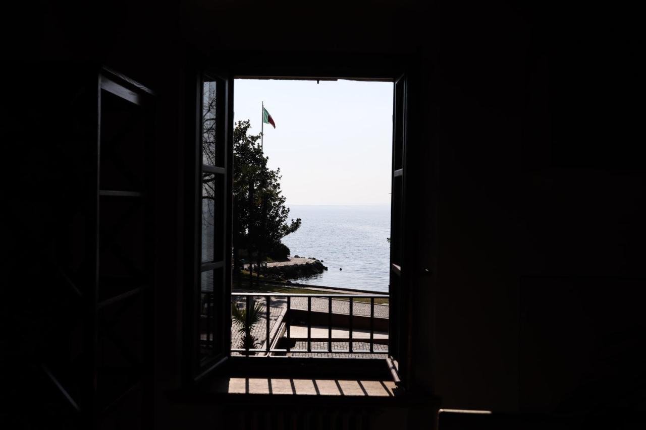 Welcome Traveller Merlo Nero Apartments Garda  Exterior photo
